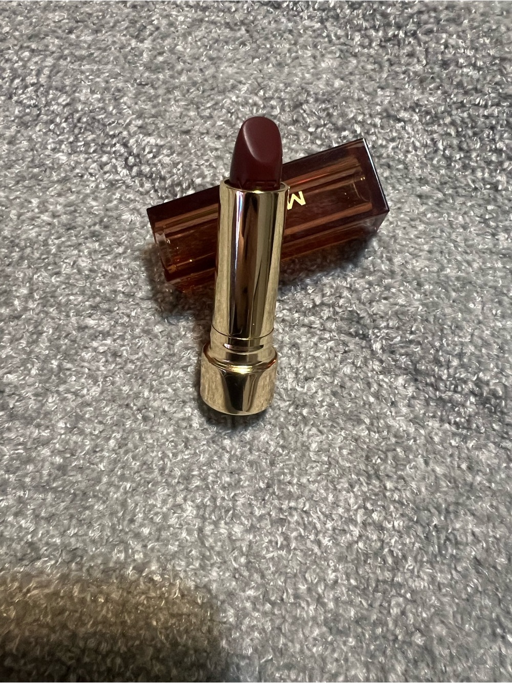 Merit Lipstick L’Avenue